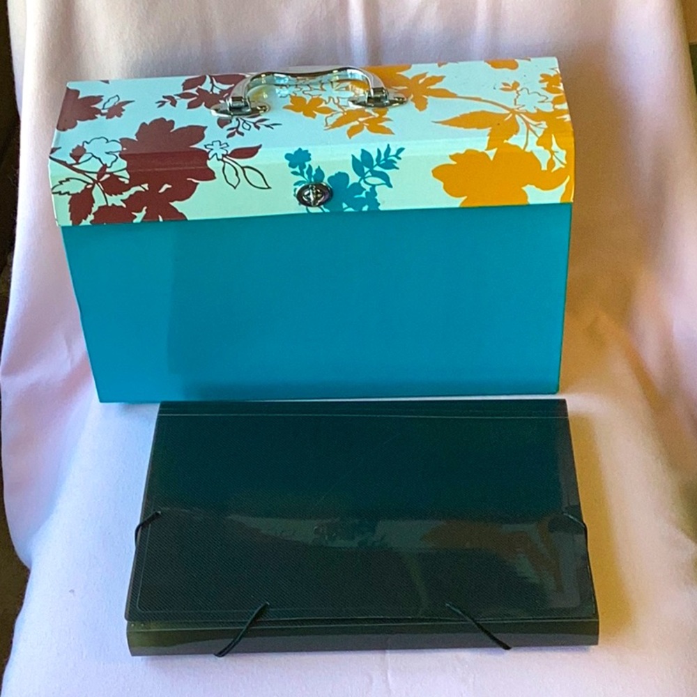 FINAL SALE PRICE 2 Handy Household Record Files